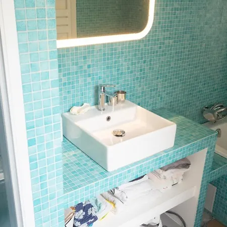 Hostnfly - Magnificent Bright, Spacious Apt Near The Halles Appartement Parijs